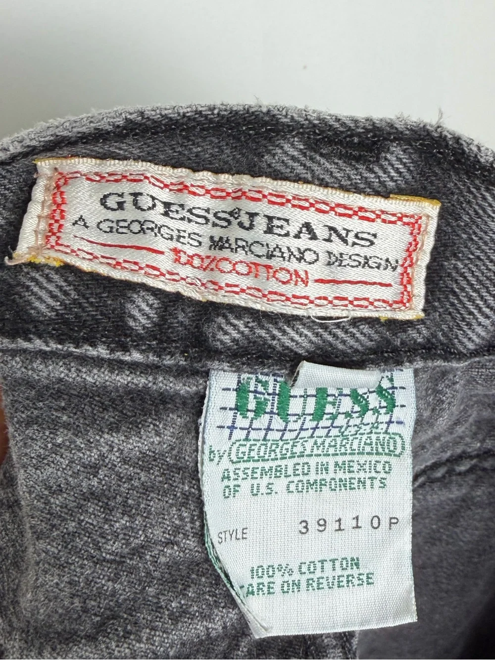 Vintage Guess 90s Long Denim shorts